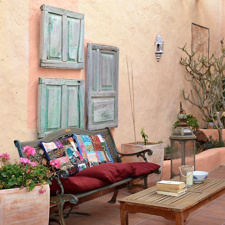 La Casa Caldera Guest House Femes Luaran gambar