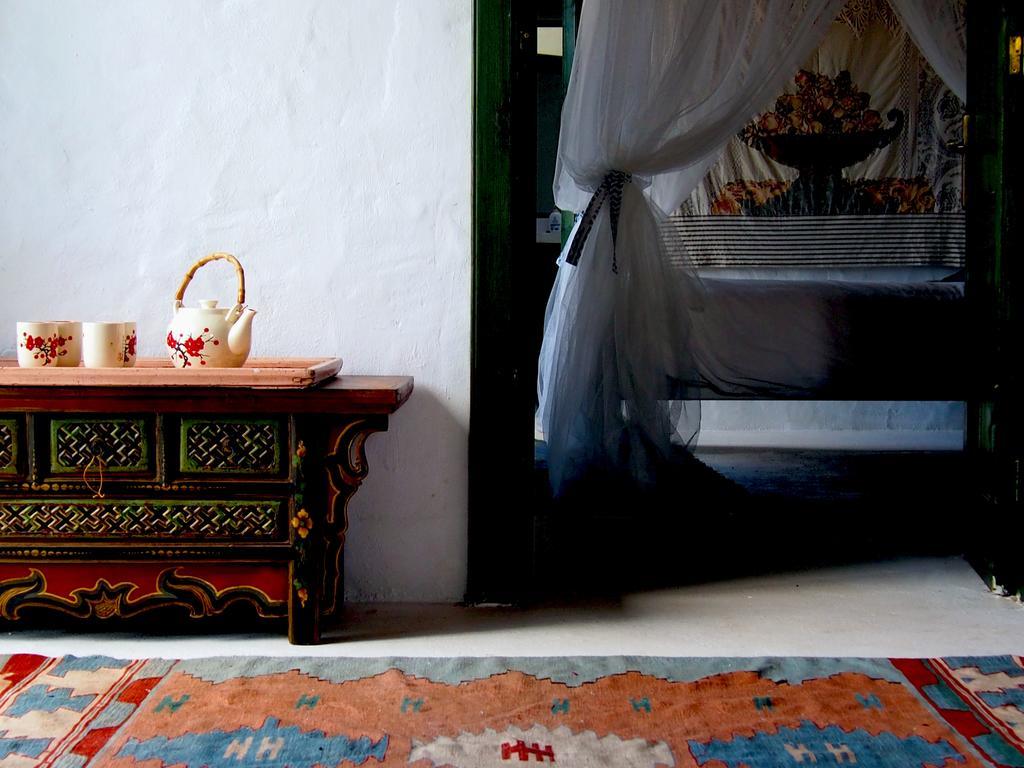 La Casa Caldera Guest House Femes Luaran gambar