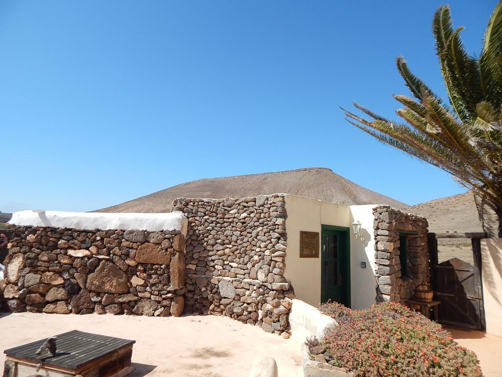 La Casa Caldera Guest House Femes Luaran gambar