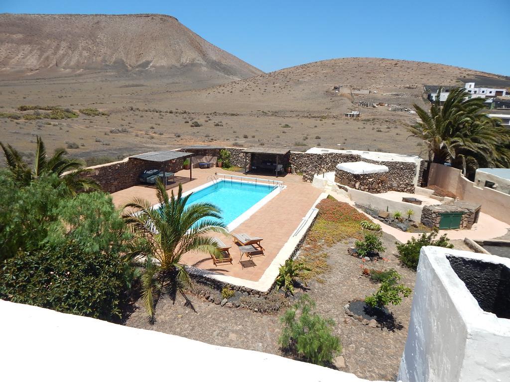 La Casa Caldera Guest House Femes Luaran gambar