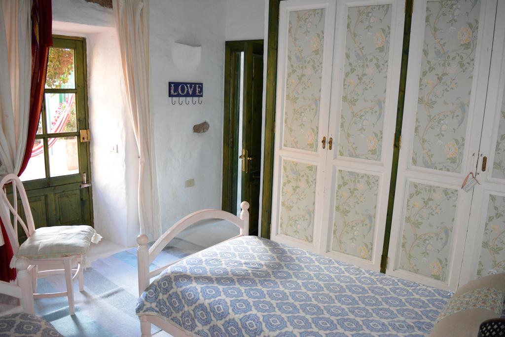 La Casa Caldera Guest House Femes Luaran gambar