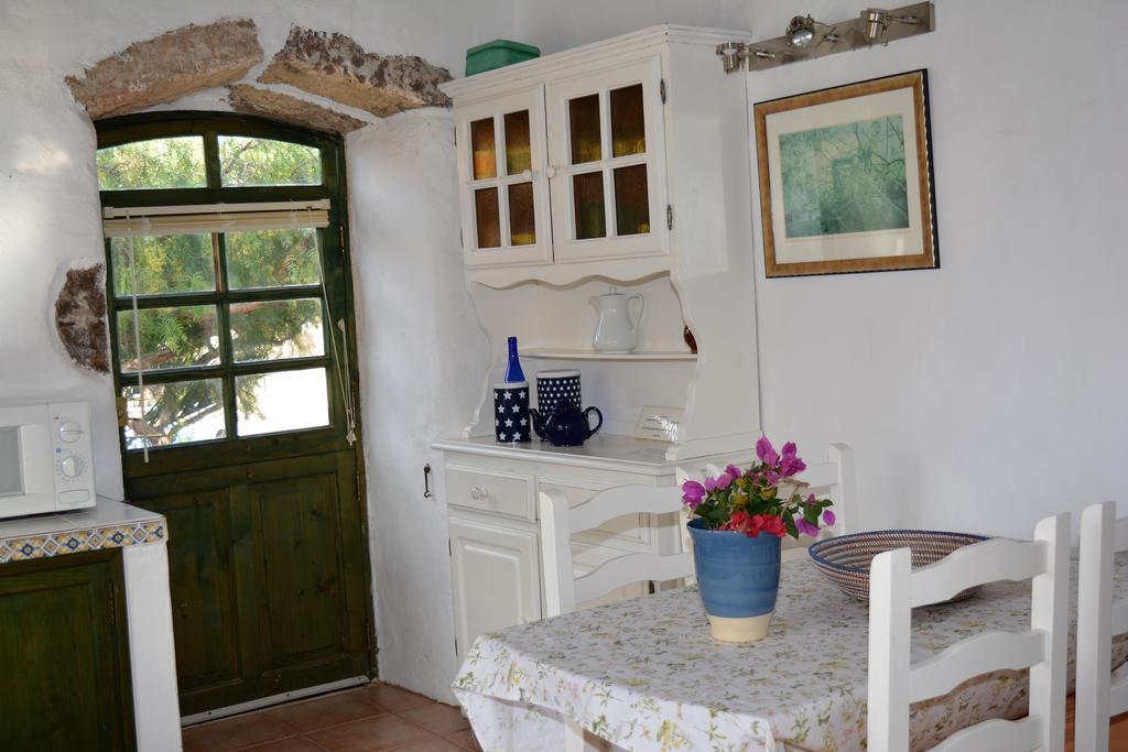 La Casa Caldera Guest House Femes Luaran gambar