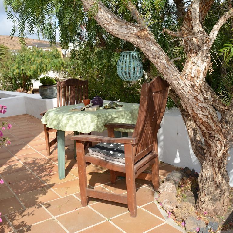 La Casa Caldera Guest House Femes Luaran gambar